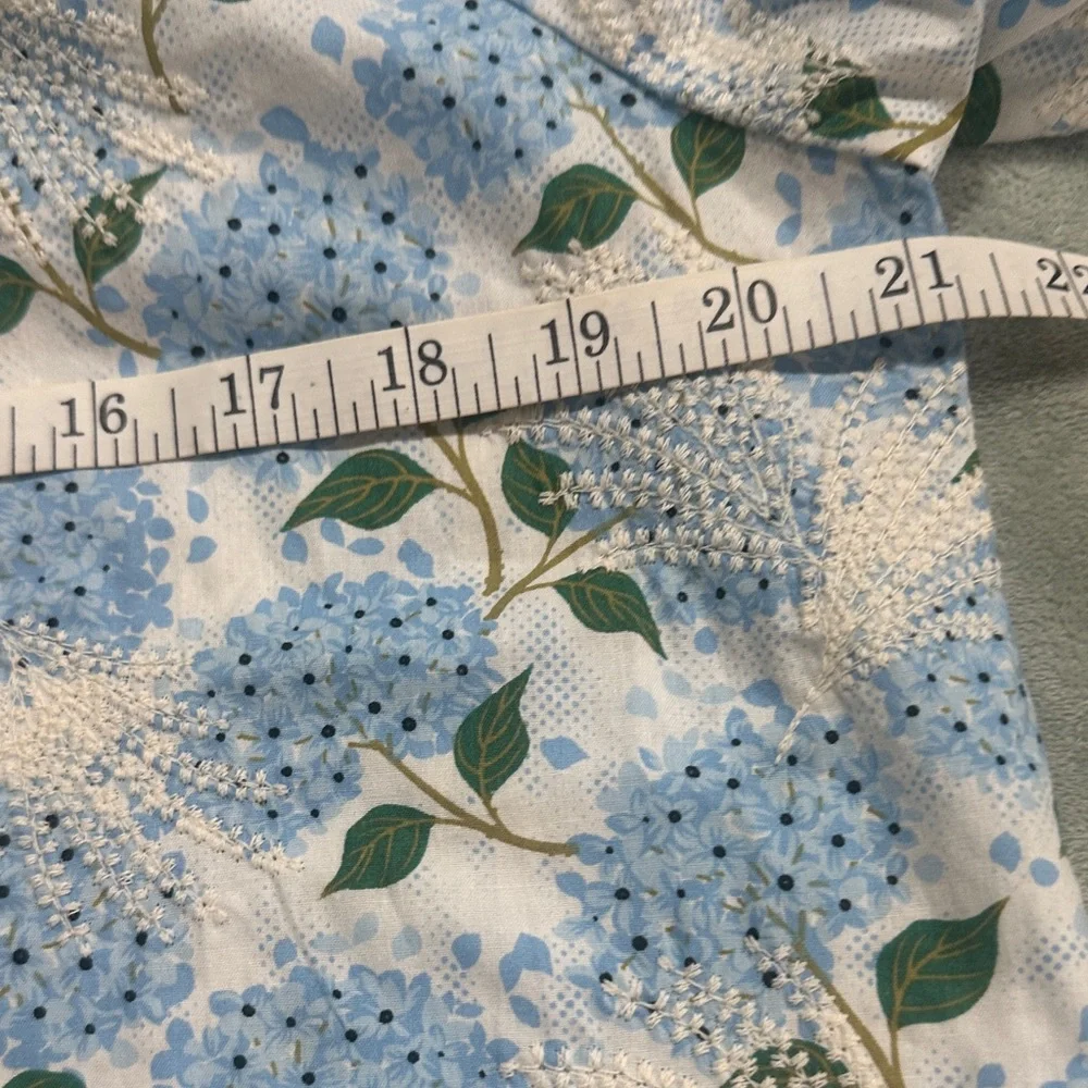 Voy Floral Print Blouse in Blue and White embroidered size S 100% cotton - Picture 7 of 10